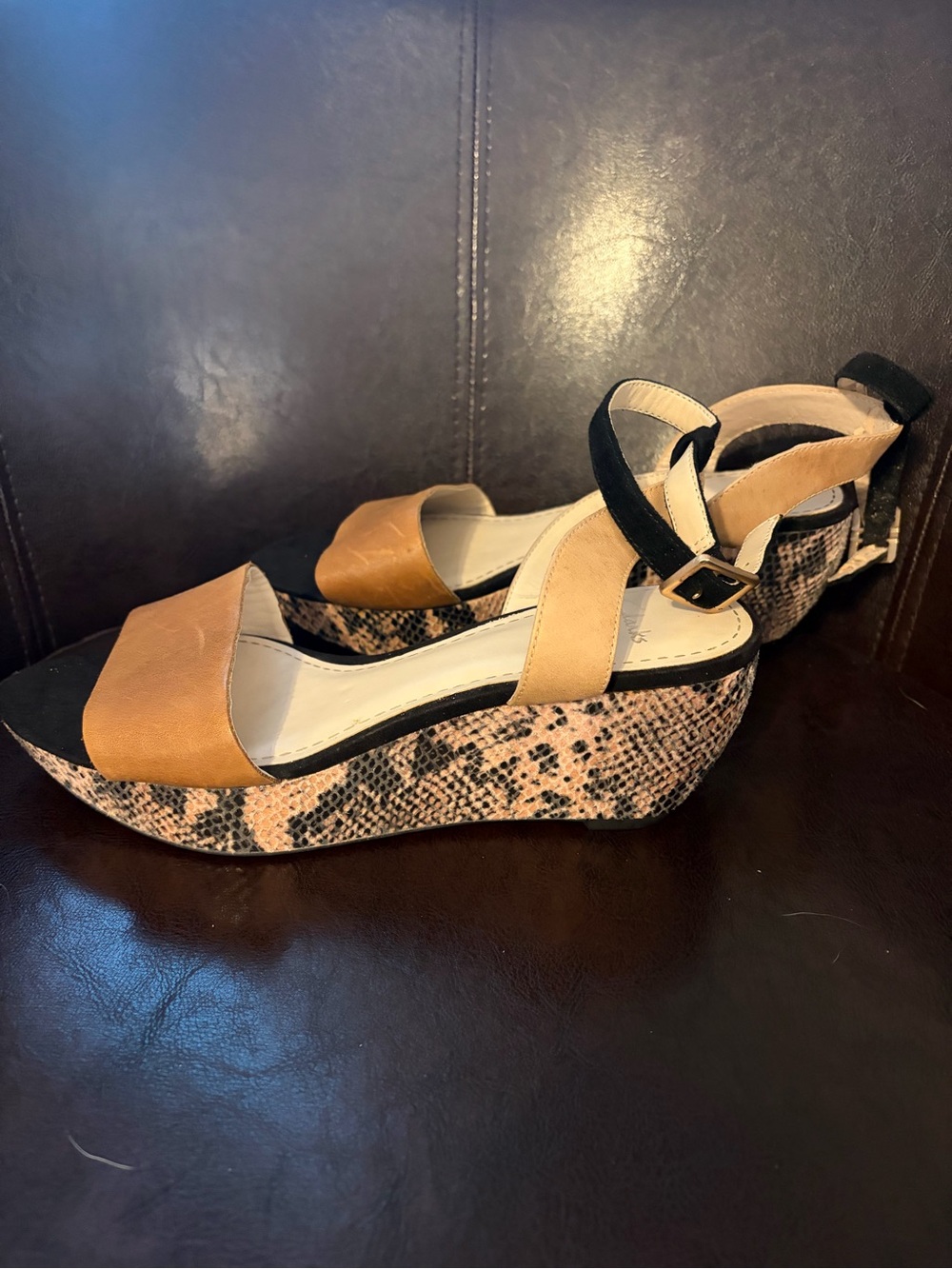 Clark’s size US 8.5 UK size 6Wedge Sandals in Tan Black & Snake Print shoes